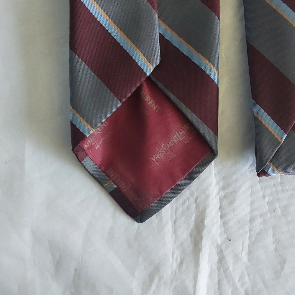CLASSIC YVES SAINT LAURENT MEN'S TIE - Picture 4 of 4